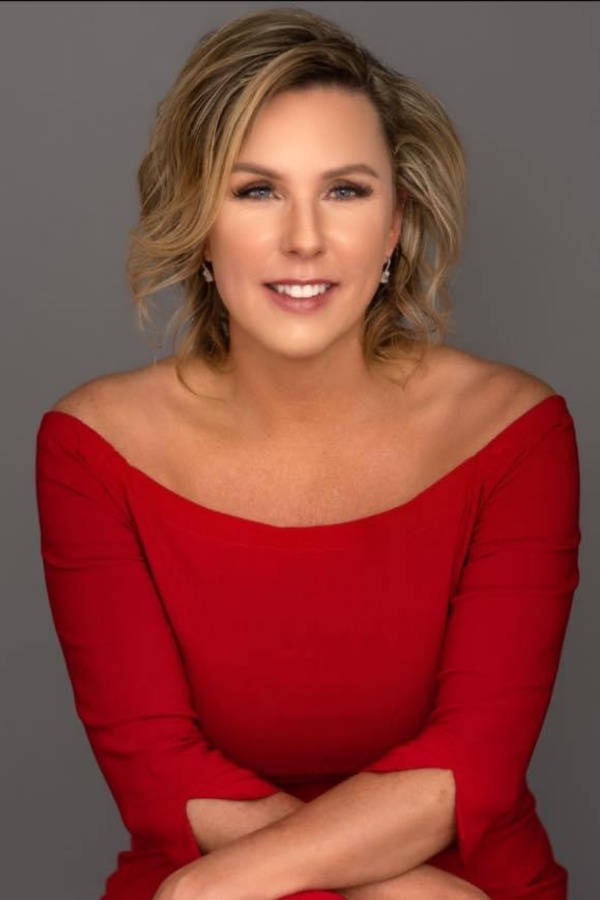 Cruise Brothers Travel Agent Pam Conlin